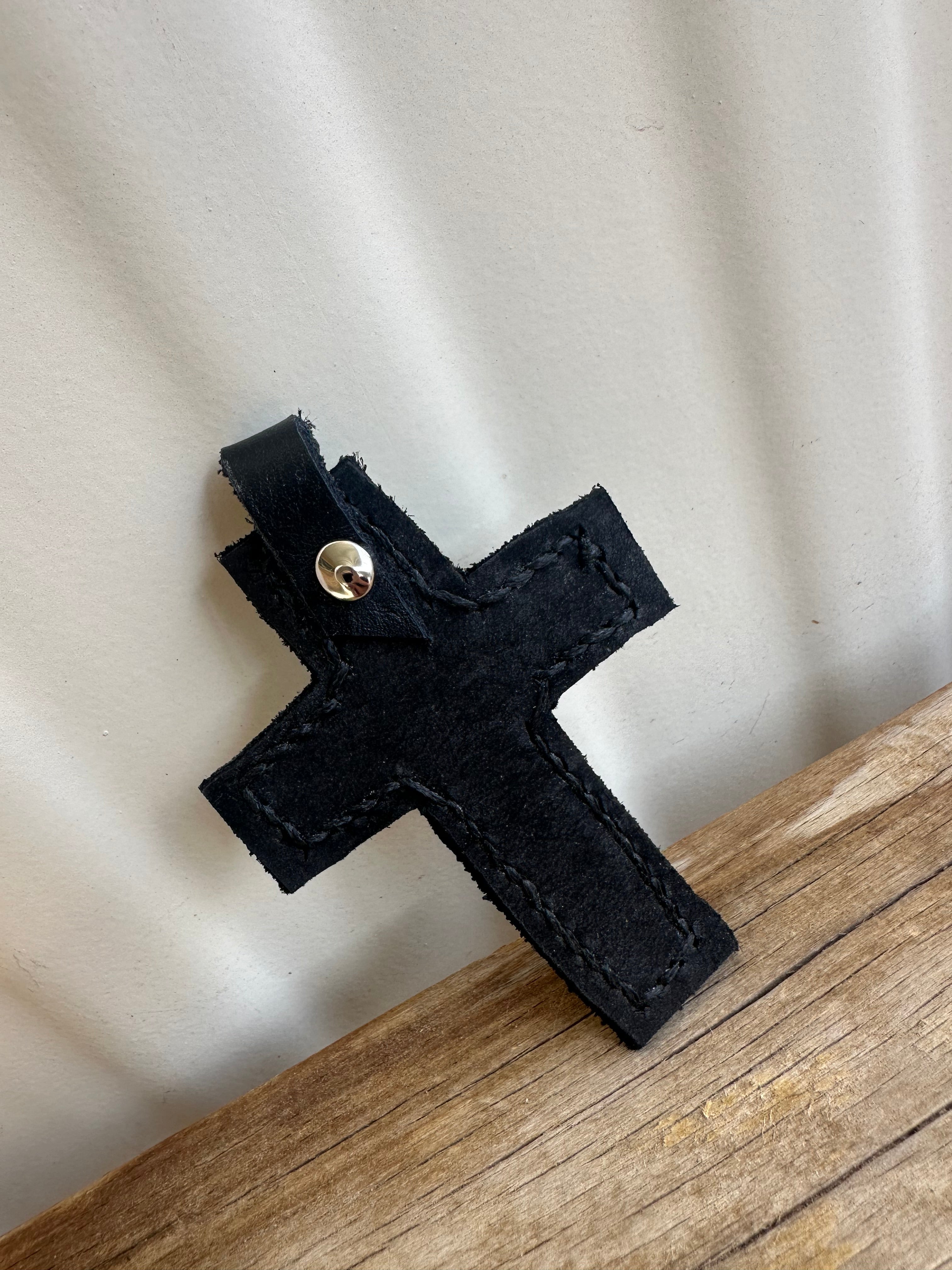 Covenant Cross Keychain