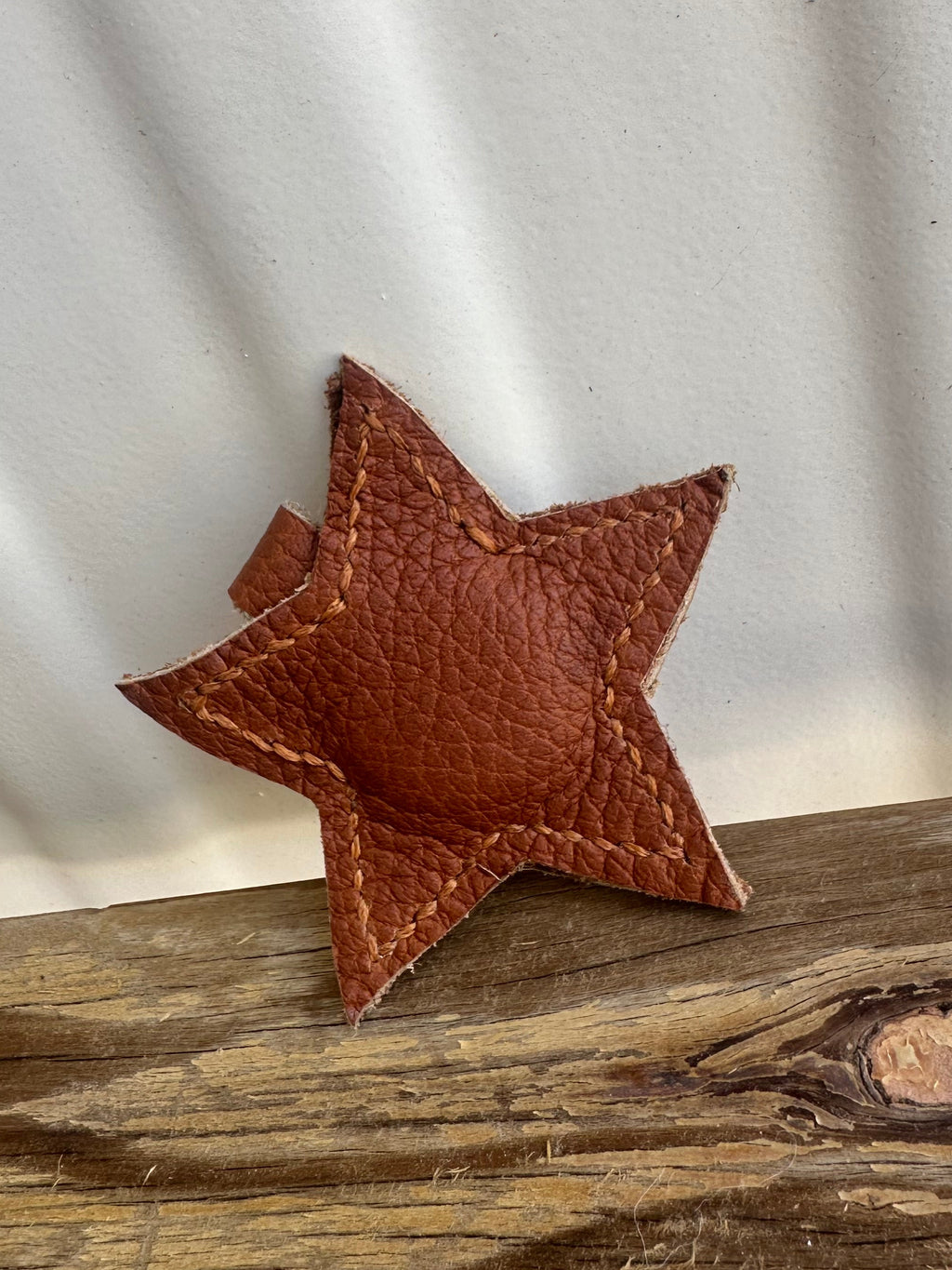 Rockstar 2.0 - Leather AirTag Case